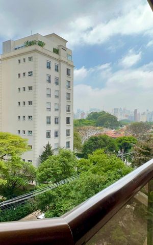 Apartamento à venda com 173m², 3 quartos e 3 vagas Apartamento à venda com 173m², 3 quartos e 3 vagasVaranda