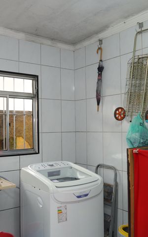Casa à venda com 168m², 3 quartos e 2 vagasÁrea de Serviço