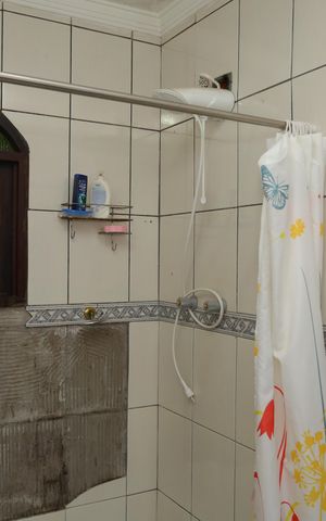 Casa à venda com 168m², 3 quartos e 2 vagasBanheiro 2