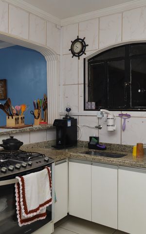 Casa à venda com 168m², 3 quartos e 2 vagasCozinha
