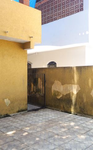 Casa à venda com 168m², 3 quartos e 2 vagasQuintal