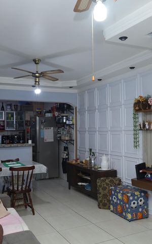 Casa à venda com 168m², 3 quartos e 2 vagasSala