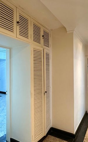 Apartamento à venda com 296m², 4 quartos e 1 vaga Apartamento à venda com 296m², 4 quartos e 1 vagaCorredor