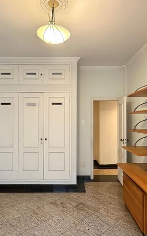 Apartamento à venda com 296m², 4 quartos e 1 vaga Apartamento à venda com 296m², 4 quartos e 1 vagaQuarto 02