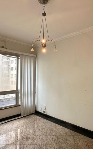 Apartamento à venda com 296m², 4 quartos e 1 vaga Apartamento à venda com 296m², 4 quartos e 1 vagaQuarto 03
