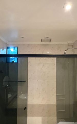Apartamento à venda com 296m², 4 quartos e 1 vaga Apartamento à venda com 296m², 4 quartos e 1 vagaBanheiro Social