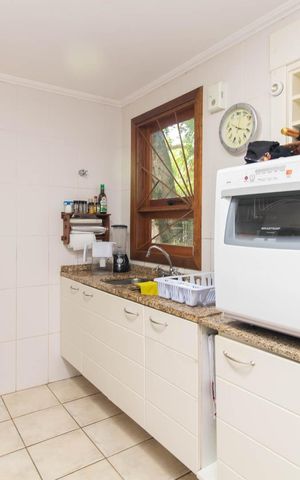 Casa de condomínio à venda com 340m², 3 quartos e 2 vagasCozinha