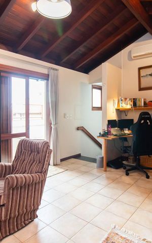 Casa de condomínio à venda com 340m², 3 quartos e 2 vagasSala 2