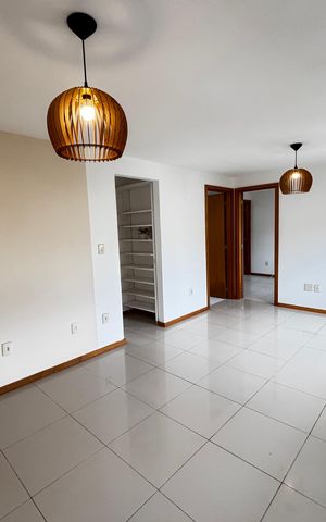 Casa de condomínio para alugar com 57m², 2 quartos e 1 vaga Casa de condomínio para alugar com 57m², 2 quartos e 1 vagaSala