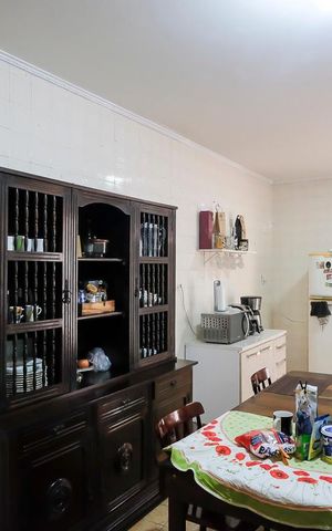 Casa à venda com 180m², 3 quartos e 2 vagasCozinha
