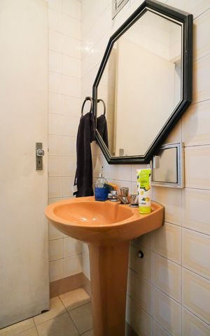 Casa à venda com 180m², 3 quartos e 2 vagasLavabo
