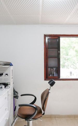 Casa à venda com 180m², 3 quartos e 2 vagasQuarto 1