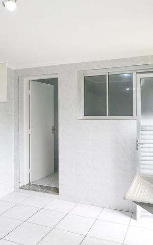Casa para alugar com 122m², 2 quartos e 1 vagaÁrea de serviço