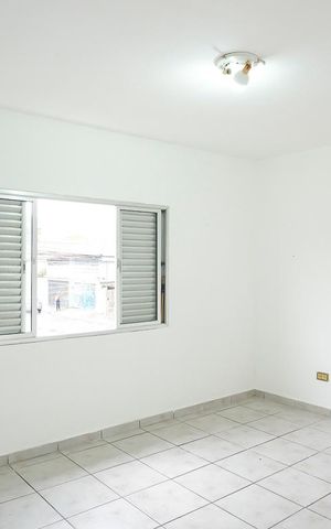 Casa para alugar com 122m², 2 quartos e 1 vagaQuarto 1