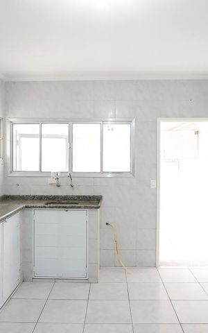 Casa para alugar com 122m², 2 quartos e 1 vagaCozinha