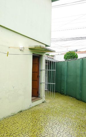 Casa para alugar com 122m², 2 quartos e 1 vagaQuintal