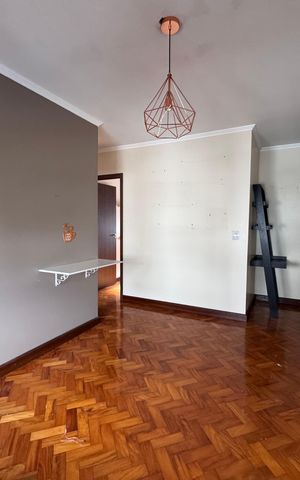 Apartamento à venda com 75m², 3 quartos e sem vaga Apartamento à venda com 75m², 3 quartos e sem vagaSala