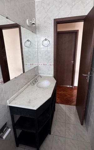 Apartamento à venda com 75m², 3 quartos e sem vaga Apartamento à venda com 75m², 3 quartos e sem vagaBanheiro