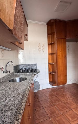 Apartamento à venda com 75m², 3 quartos e sem vaga Apartamento à venda com 75m², 3 quartos e sem vagaCozinha
