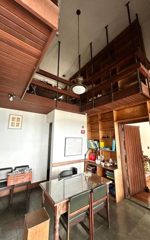 Casa à venda com 524m², 4 quartos e 3 vagas Casa à venda com 524m², 4 quartos e 3 vagasSala 2