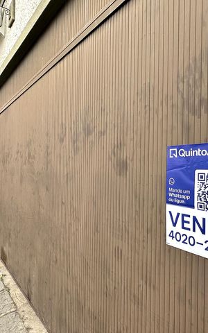 Casa à venda com 524m², 4 quartos e 3 vagas Casa à venda com 524m², 4 quartos e 3 vagasPlaca