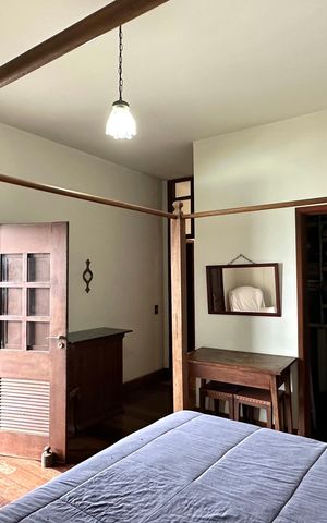 Casa à venda com 524m², 4 quartos e 3 vagas Casa à venda com 524m², 4 quartos e 3 vagasSuíte