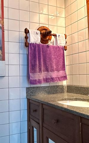 Casa à venda com 524m², 4 quartos e 3 vagas Casa à venda com 524m², 4 quartos e 3 vagasLavabo 2