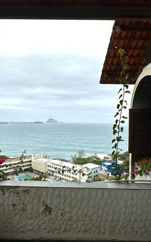 Casa à venda com 524m², 4 quartos e 3 vagas Casa à venda com 524m², 4 quartos e 3 vagasVaranda da Suíte