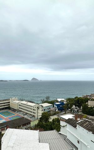 Casa à venda com 524m², 4 quartos e 3 vagas Casa à venda com 524m², 4 quartos e 3 vagas Vista da Área Externa