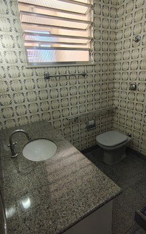 Casa à venda com 65m², 2 quartos e 1 vaga