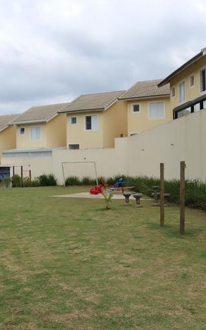Casa de condomínio para alugar com 148m², 2 quartos e 1 vagaÁrea comum