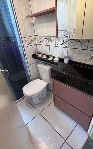 Apartamento à venda com 96m², 2 quartos e 1 vaga Apartamento à venda com 96m², 2 quartos e 1 vagaBanheiro