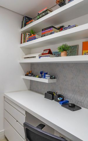 Apartamento à venda com 113m², 3 quartos e 2 vagas Apartamento à venda com 113m², 3 quartos e 2 vagasEscritório