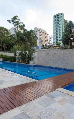 Apartamento à venda com 113m², 3 quartos e 2 vagas Apartamento à venda com 113m², 3 quartos e 2 vagasÁrea comum - Piscina