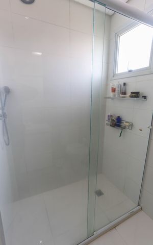 Apartamento à venda com 113m², 3 quartos e 2 vagas Apartamento à venda com 113m², 3 quartos e 2 vagasBanheiro da suíte