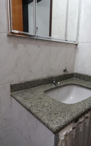 Casa à venda com 350m², 3 quartos e 2 vagasBanheiro da Edícula