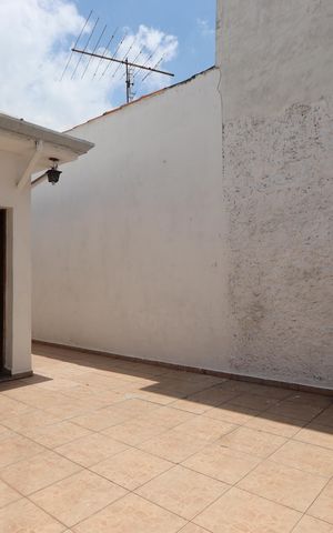Casa à venda com 350m², 3 quartos e 2 vagasQuintal