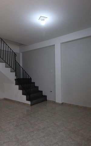 Casa à venda com 350m², 3 quartos e 2 vagasSala da Edícula