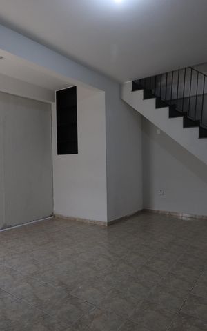 Casa à venda com 350m², 3 quartos e 2 vagasSala da Edícula