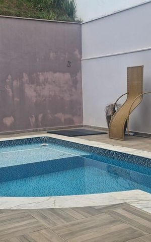 Casa de condomínio para alugar com 300m², 3 quartos e 4 vagas Casa de condomínio para alugar com 300m², 3 quartos e 4 vagasÁrea Externa