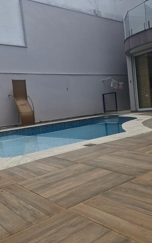 Casa de condomínio para alugar com 300m², 3 quartos e 4 vagas Casa de condomínio para alugar com 300m², 3 quartos e 4 vagasÁrea Externa
