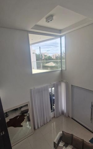 Casa de condomínio para alugar com 300m², 3 quartos e 4 vagas Casa de condomínio para alugar com 300m², 3 quartos e 4 vagasSala