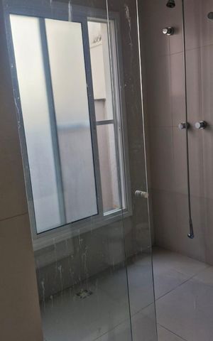 Casa de condomínio para alugar com 300m², 3 quartos e 4 vagas Casa de condomínio para alugar com 300m², 3 quartos e 4 vagasBanheiro