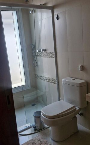 Casa de condomínio para alugar com 300m², 3 quartos e 4 vagas Casa de condomínio para alugar com 300m², 3 quartos e 4 vagasBanheiro