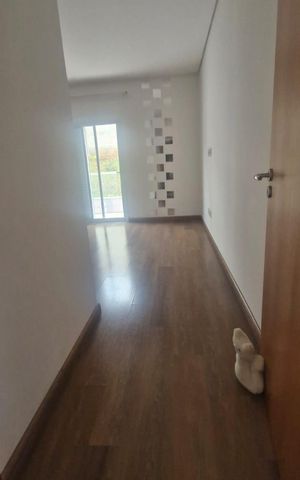 Casa de condomínio para alugar com 300m², 3 quartos e 4 vagas Casa de condomínio para alugar com 300m², 3 quartos e 4 vagasQuarto
