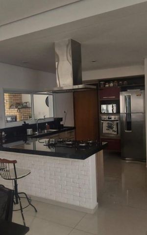 Casa de condomínio para alugar com 300m², 3 quartos e 4 vagas Casa de condomínio para alugar com 300m², 3 quartos e 4 vagasCozinha
