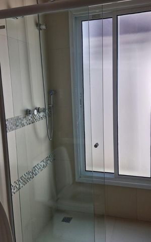 Casa de condomínio para alugar com 300m², 3 quartos e 4 vagas Casa de condomínio para alugar com 300m², 3 quartos e 4 vagasBanheiro