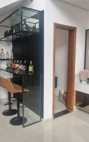 Casa de condomínio para alugar com 300m², 3 quartos e 4 vagas Casa de condomínio para alugar com 300m², 3 quartos e 4 vagasSala