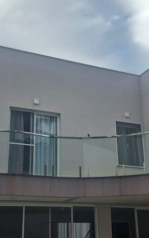 Casa de condomínio para alugar com 300m², 3 quartos e 4 vagas Casa de condomínio para alugar com 300m², 3 quartos e 4 vagasÁrea Externa