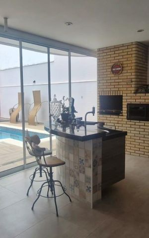 Casa de condomínio para alugar com 300m², 3 quartos e 4 vagas Casa de condomínio para alugar com 300m², 3 quartos e 4 vagasÁrea Externa